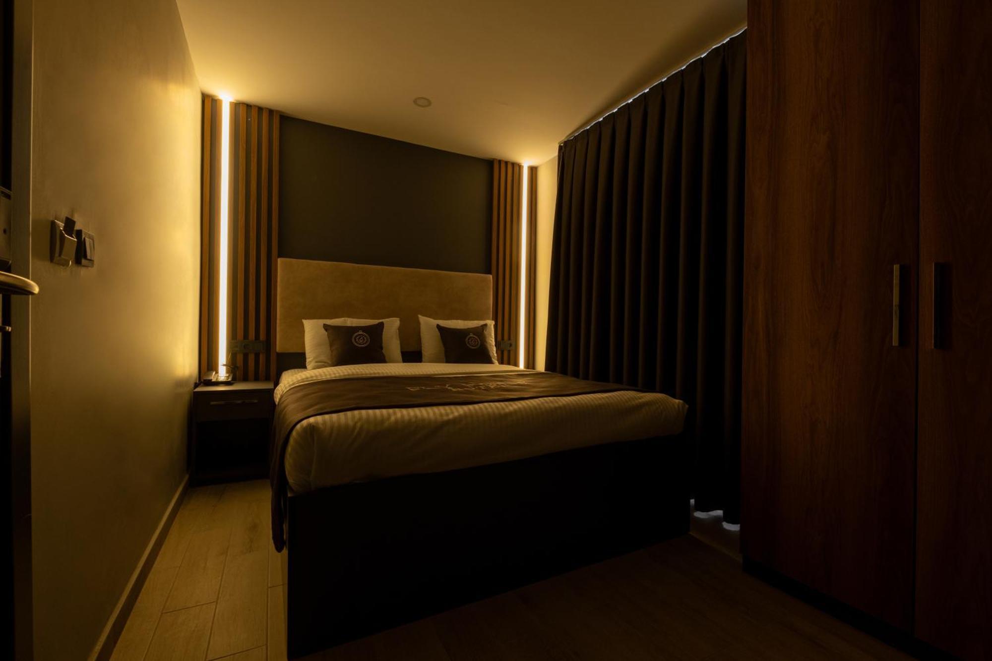 Fly Point Airport Hotel Arnavutkoy Zewnętrze zdjęcie